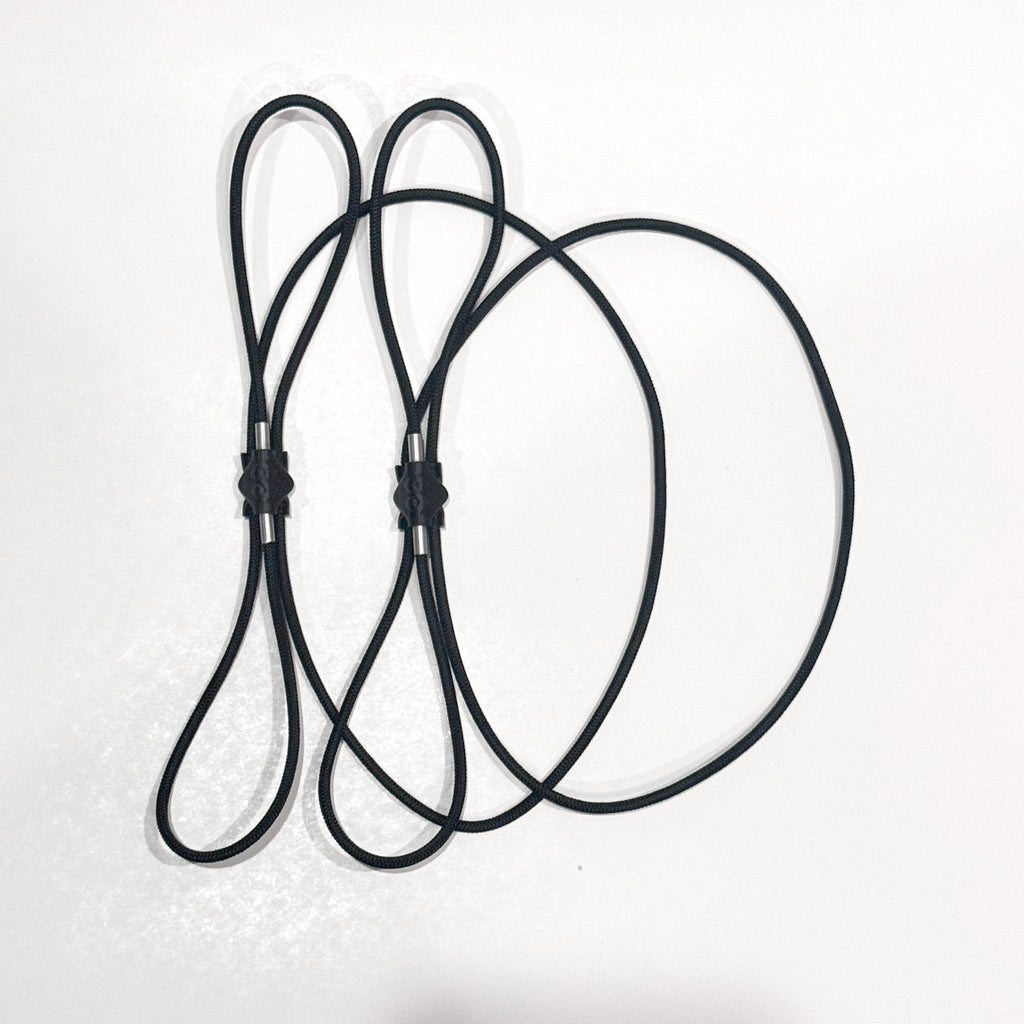 Magnetic Elastic Shoelaces