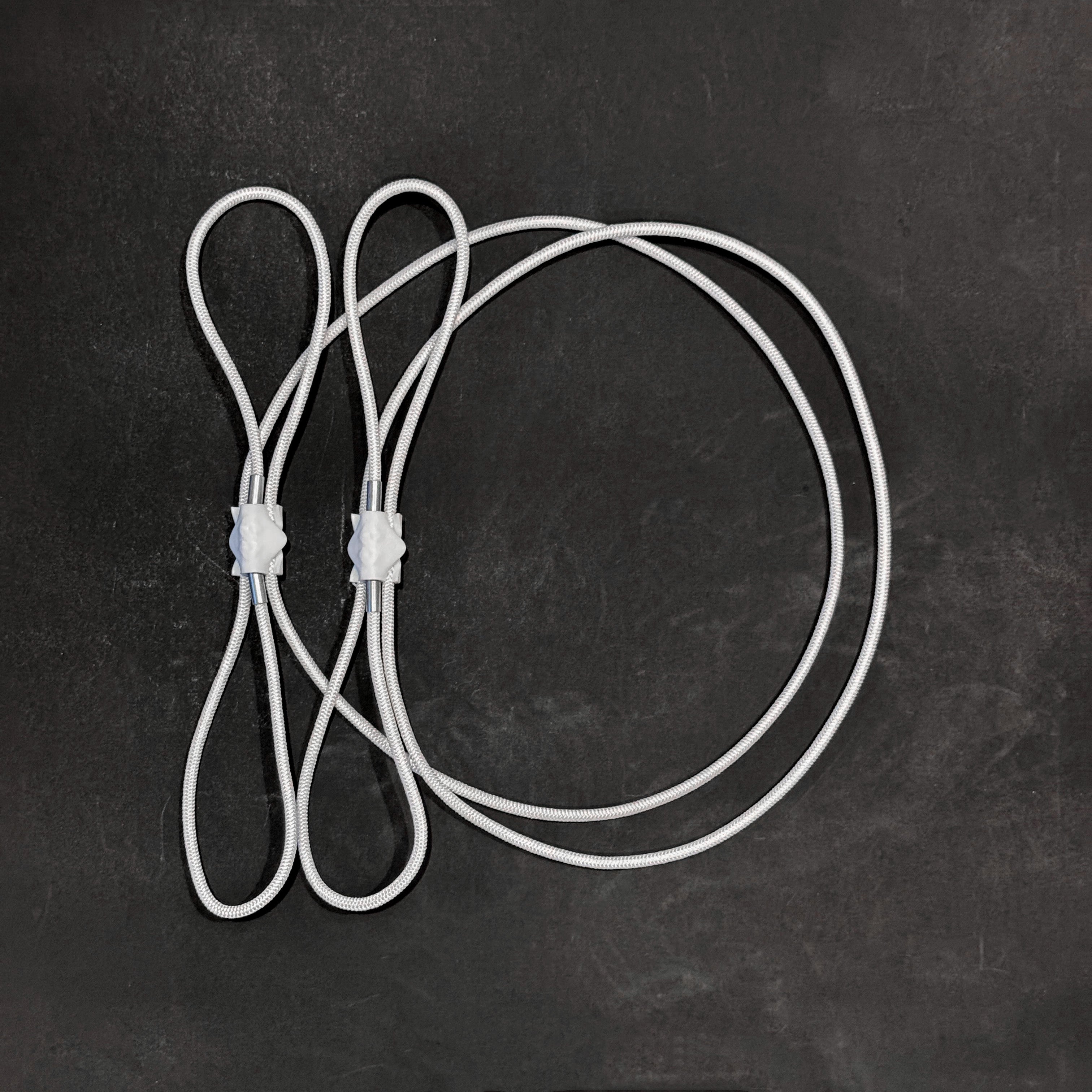 Magnetic Elastic Shoelaces