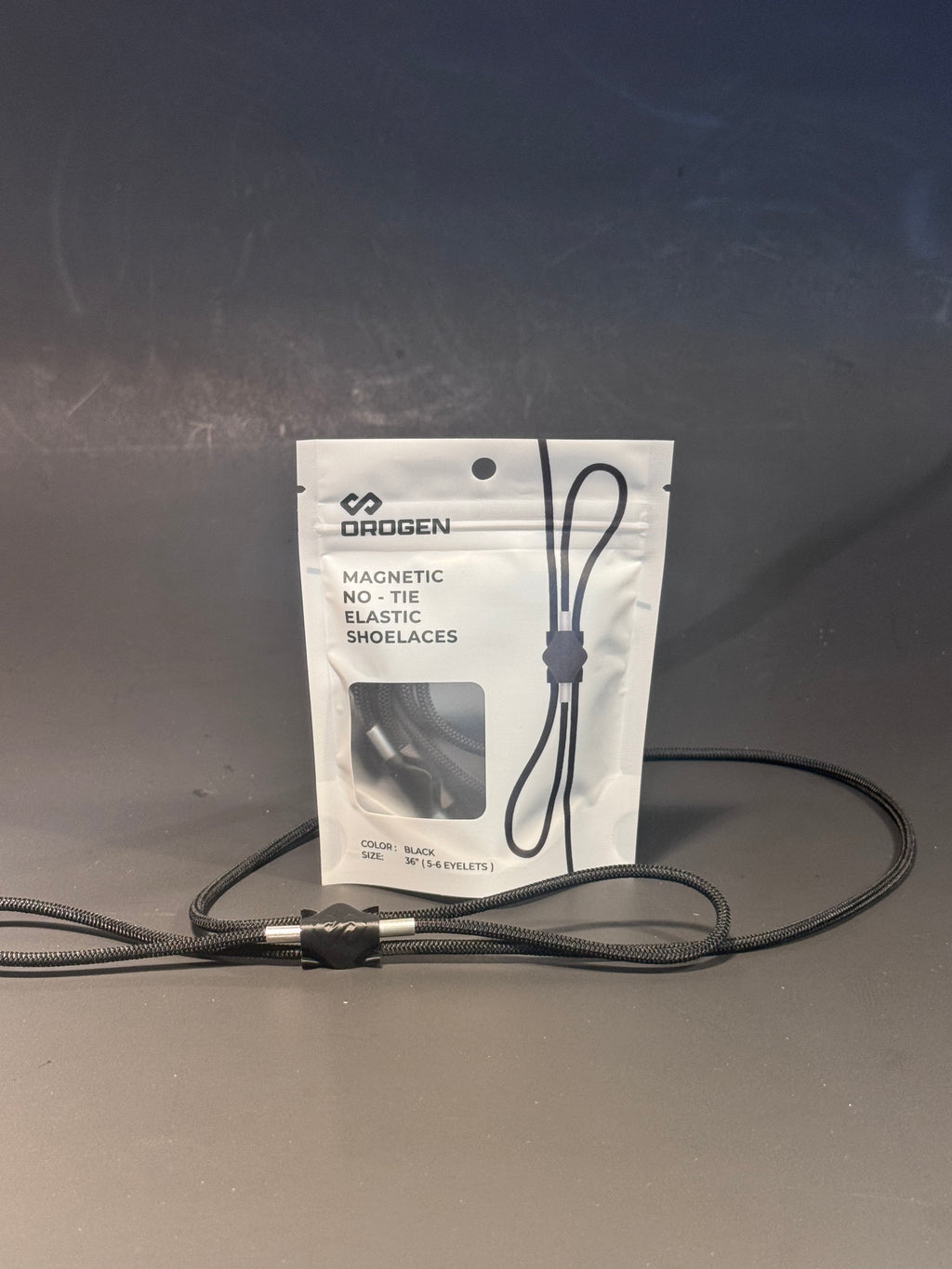 Magnetic Elastic Shoelaces